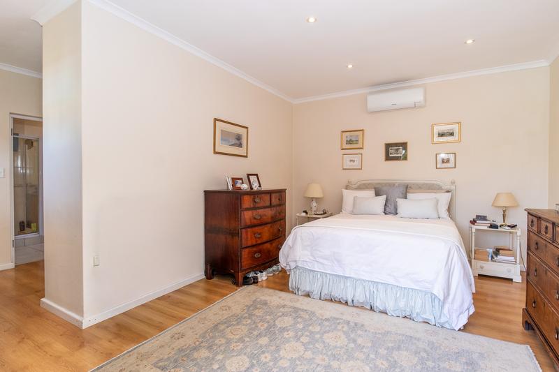 5 Bedroom Property for Sale in Tokai Western Cape